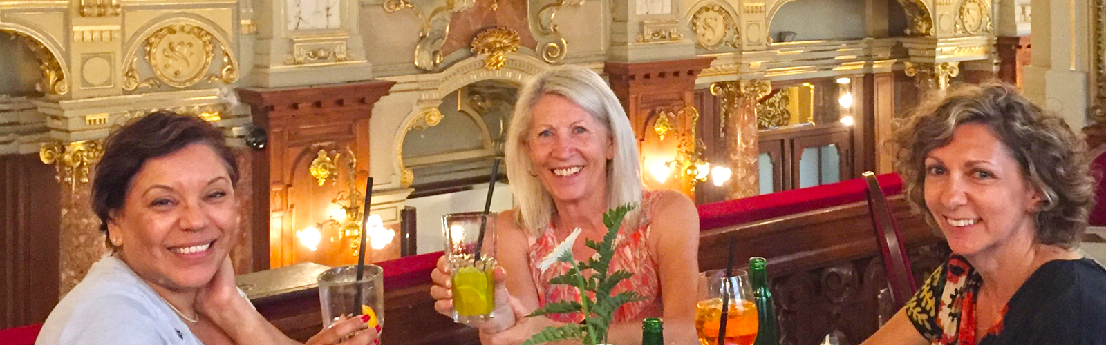 2018 PVB-Budapest cafe